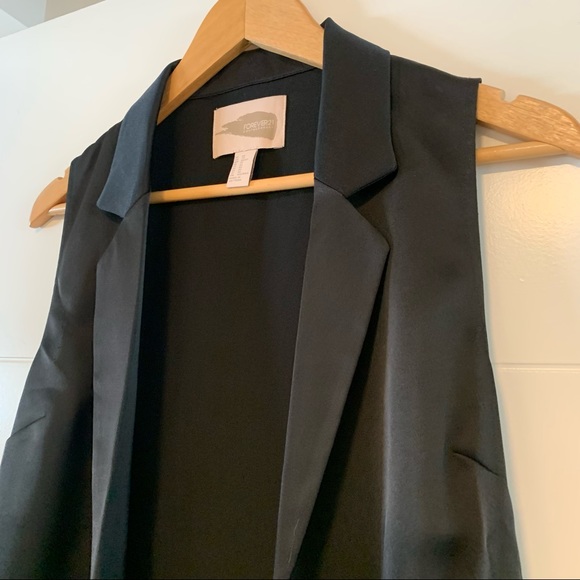 Forever 21 | Open Long Vest - Picture 3 of 14